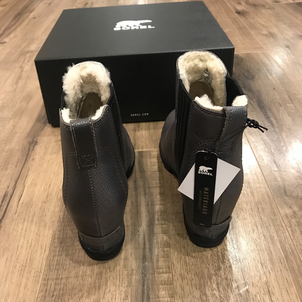 Sorel Joan of Arctic Wedge Chelsea Shearling Boot - Picture 8 of 8